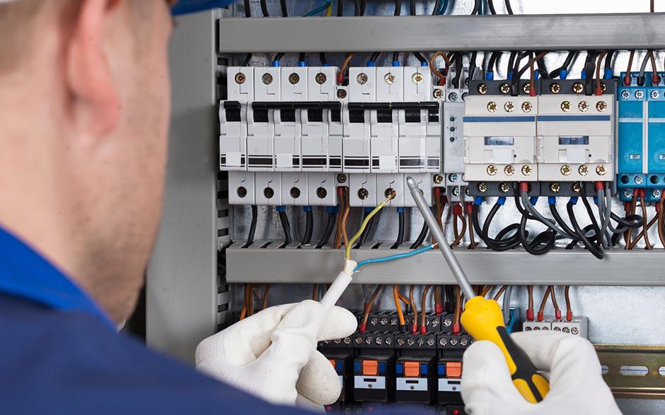 rénovations et dépannages électriques Luzarches